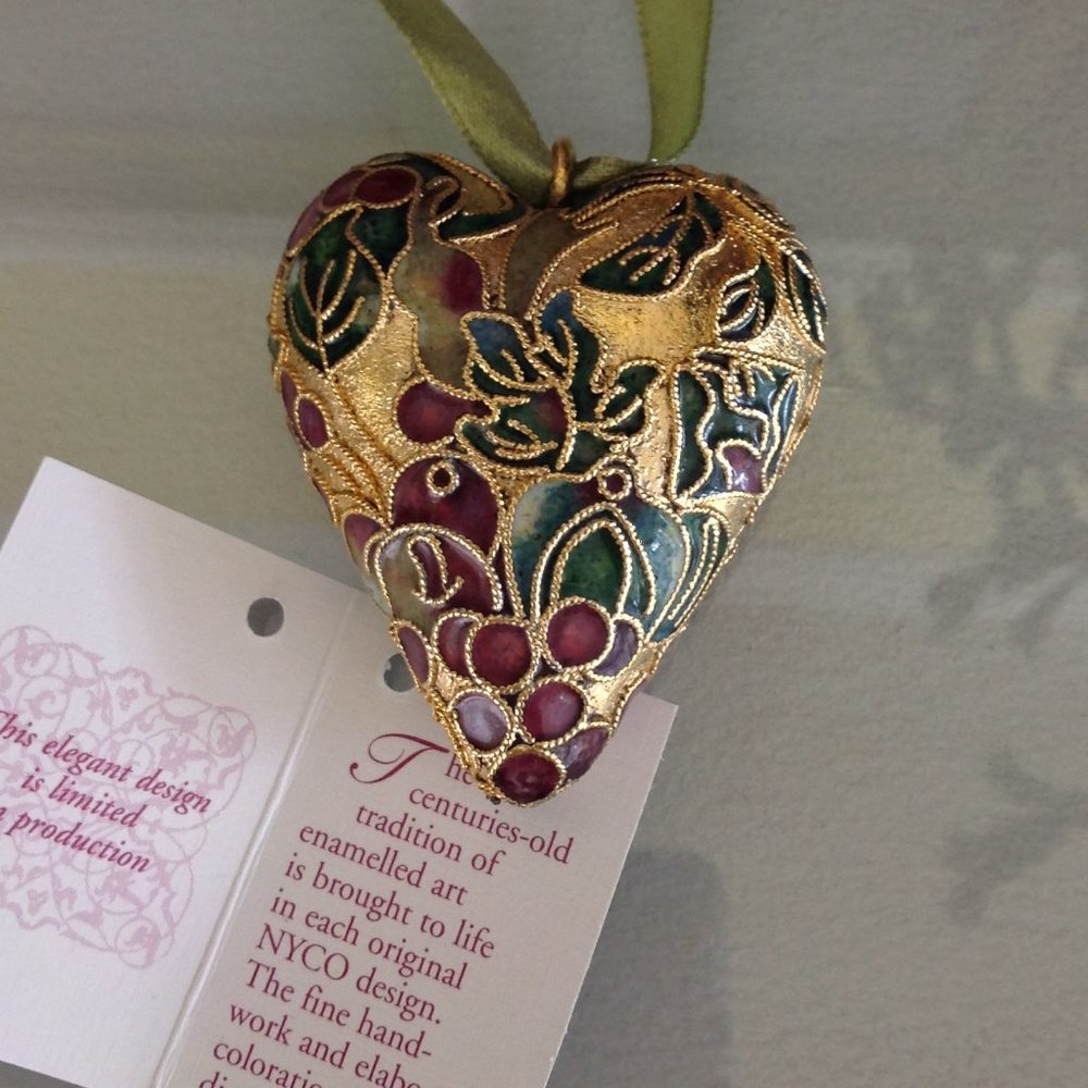 Beautiful Cloisonne Enamel Heart Floral Ornament